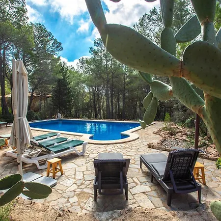 Aldeamia, Forest, Mountain View, At 8 Min * Vilanova de Escornalbou