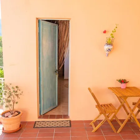Bed & Breakfast Aldeamia, Forest, Mountain View, At 8 Min