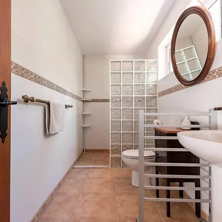 Bed & Breakfast Aldeamia, Forest, Mountain View, At 8 Min *