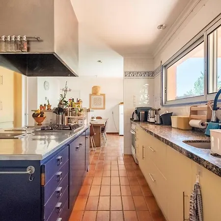 Aldeamia, Forest, Mountain View, At 8 Min Bed & Breakfast *