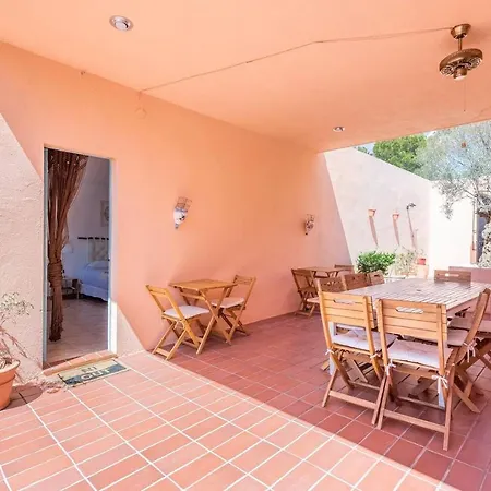 Aldeamia, Forest, Mountain View, At 8 Min Bed & Breakfast *