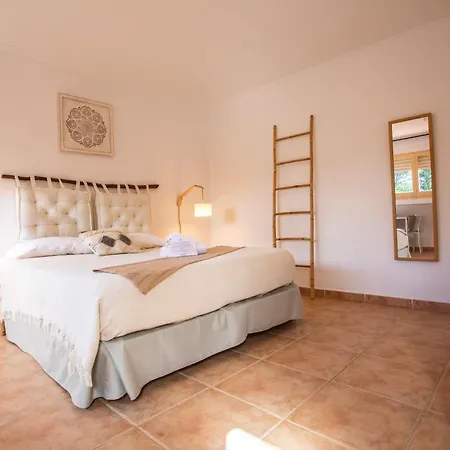 Bed & Breakfast Aldeamia, Forest, Mountain View, At 8 Min *